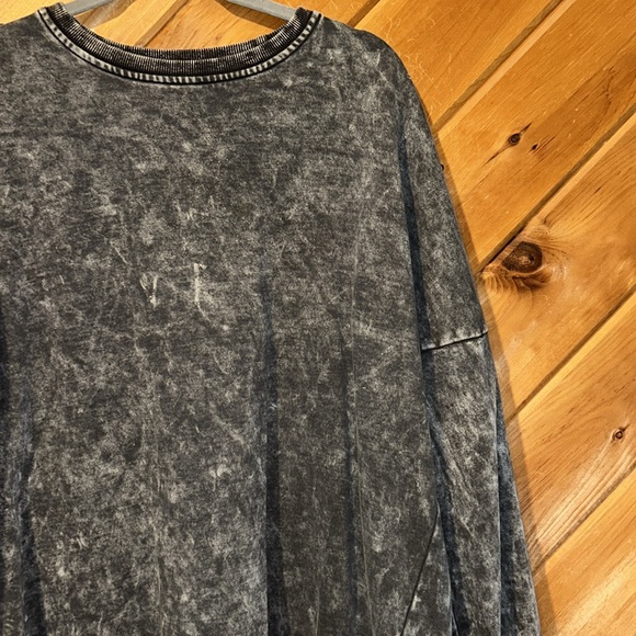 Fashion Nova Casual Friday Sweatshirt Mini Dress in gray black acid wash - Picture 5 of 7